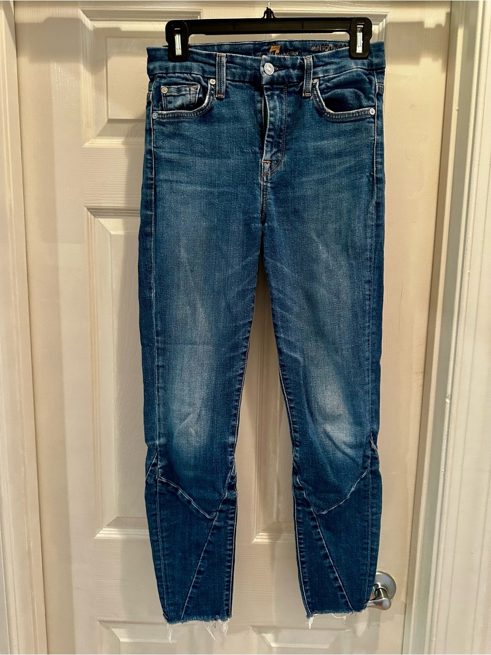 7 For All Mankind High Waist Ankle Skinny with fray hem